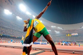 2026美加墨世界杯-铁血硬汉跨界封神！巴特勒空降巴黎圣日耳曼引爆足坛